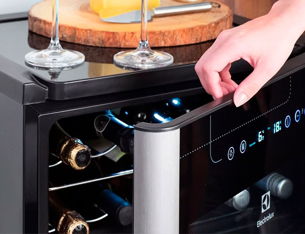 imagem-servico-adega-rtr-refrigeracao
